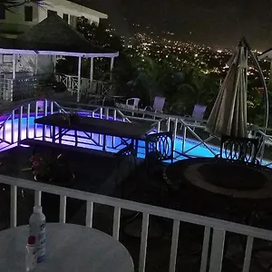  Apartment Ridgeview Suites 3 And 4 Jamaica